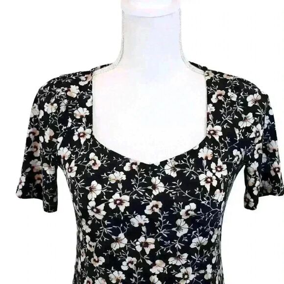 WHBM Black Floral Ruched Sweetheart Blouse – Size XS - Picture 3 of 7